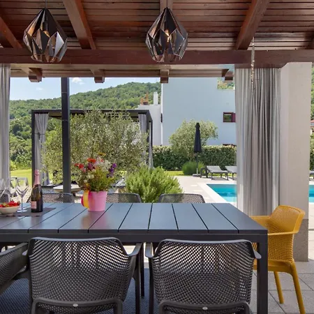 Villa Modern Susanj With Outdoor Pool In