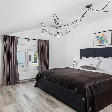 Vila Modern Susanj With Outdoor Pool In Opatija