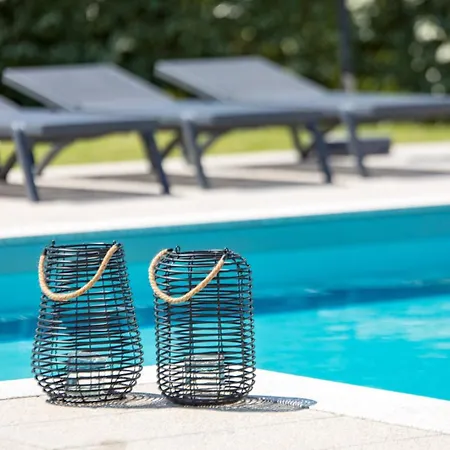 Вилла Modern Susanj With Outdoor Pool In