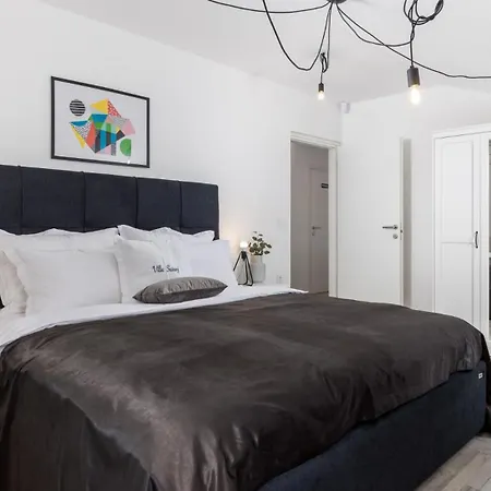 Vila Modern Susanj With Outdoor Pool In