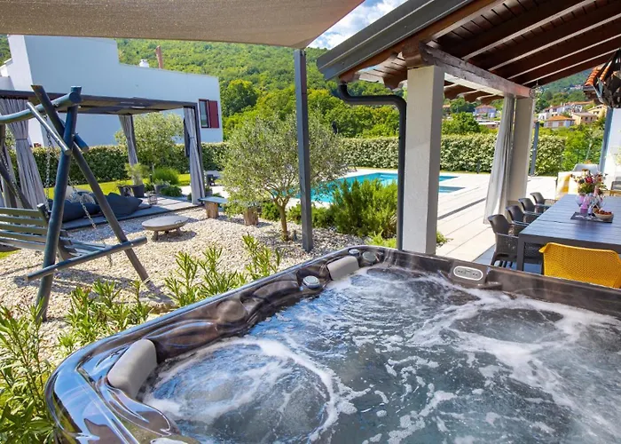 Вилла Modern Susanj With Outdoor Pool In