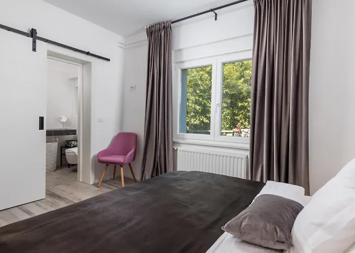 Вилла Modern Susanj With Outdoor Pool In Опатия